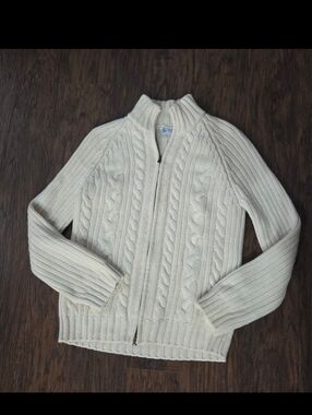 Johnstons of Elgin Cream Cable-Knit Zip Cardigan
